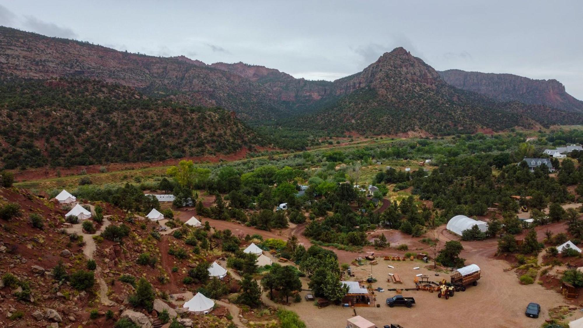 ไซอ้อน แกลมปิ้ง แอดเวนเจอร์ Hotel Hildale ภายนอก รูปภาพ